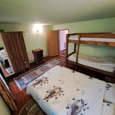 Casa Mocian Hotell 3*